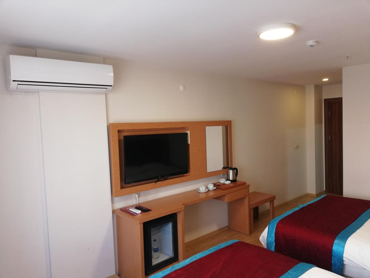 Bursa Sahin Hotel エクステリア 写真