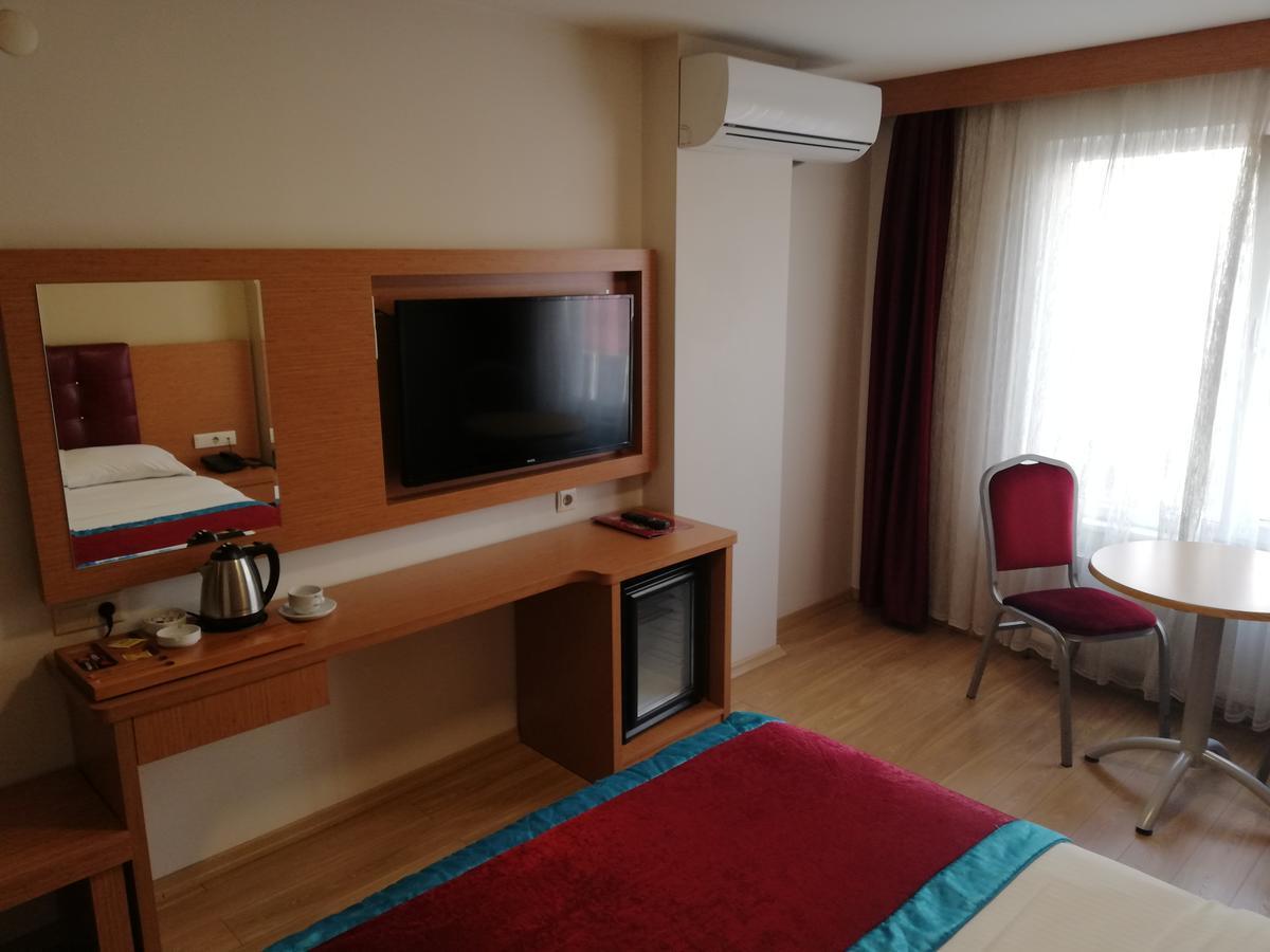 Bursa Sahin Hotel エクステリア 写真